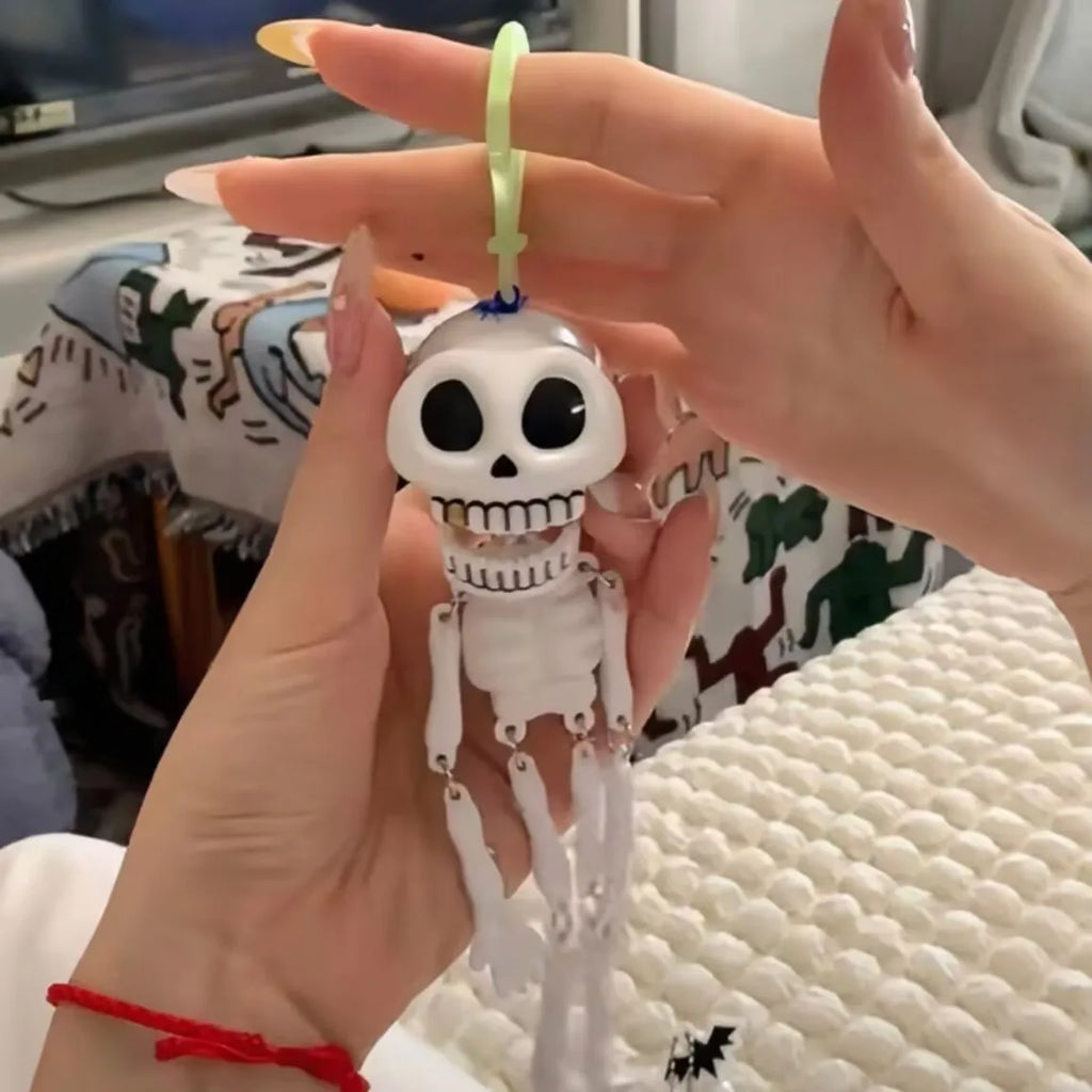 Creativity Pull String Skull Head Keyring Plastic Gifts Horror  Skeleton Charm Skull Keychain Bags Accessories
